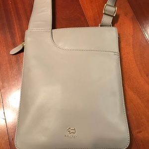 Radley London crossbody in grey